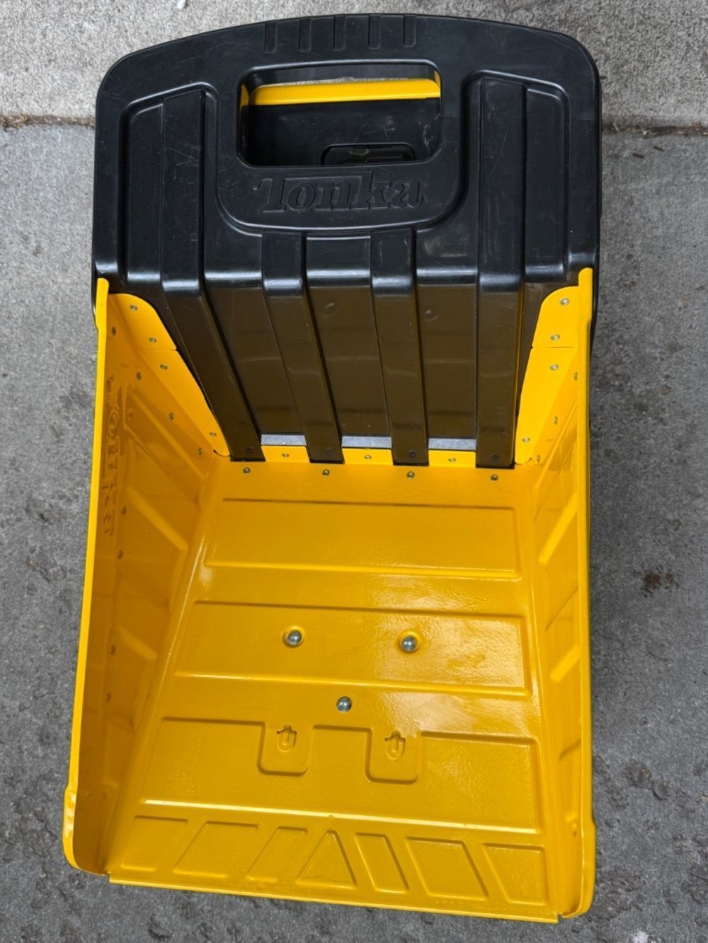 TONKA®  |  “TOUGHEST MIGHTY” DUMP TRUCK  |  XLNT  | - Picture 9 of 15
